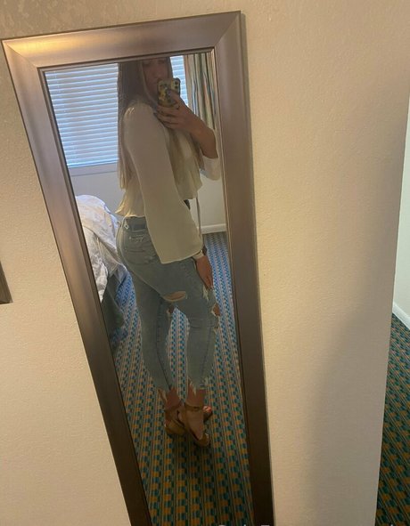 its kt Nacktbilder OnlyFans geleakt