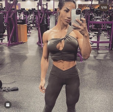 Tina Nguyen Nacktbilder-Leaks von OnlyFans