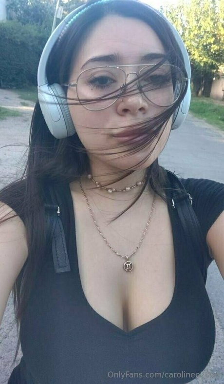 carolinee2000 Nackt auf OnlyFans Leaks