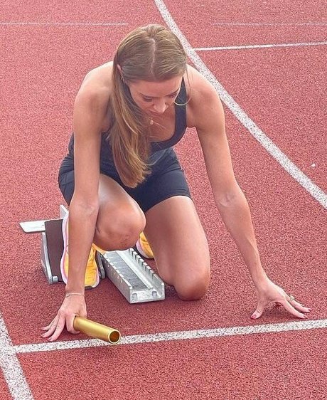 Una Healy OnlyFans geleakt.