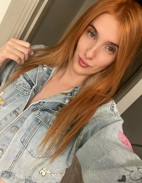 anniechloesworld Nackt auf OnlyFans