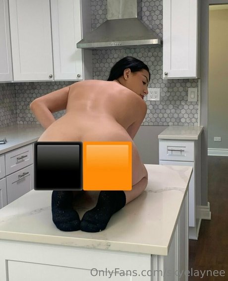 Skyelaynee Nackt auf OnlyFans Leak