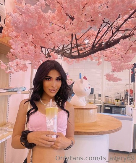 ts avery69 OnlyFans Nacktbilder