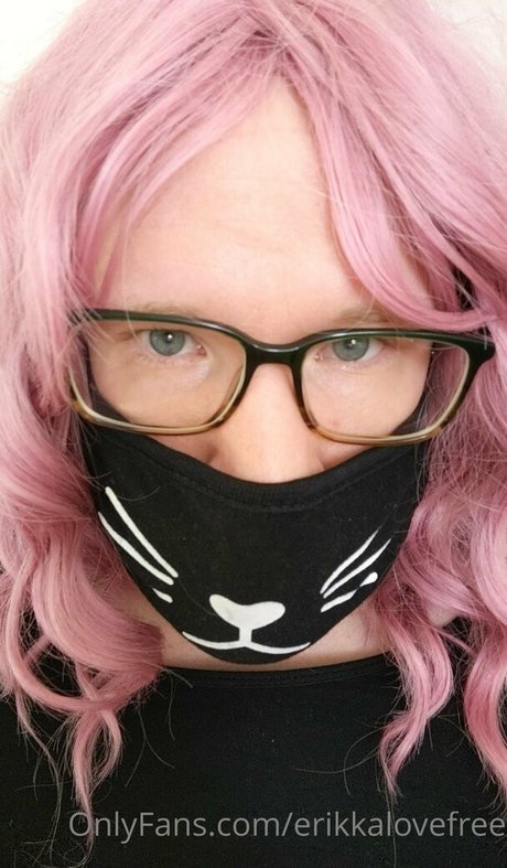 erikkalovefree OnlyFans-Leaks