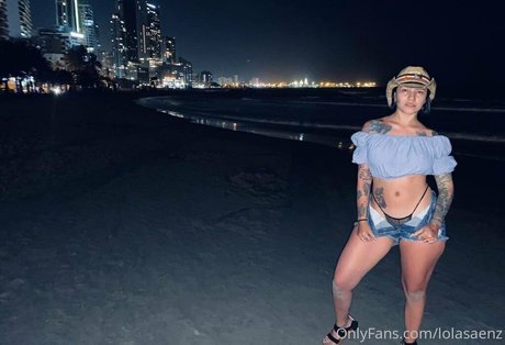 lolisaenz OnlyFans geleakt.