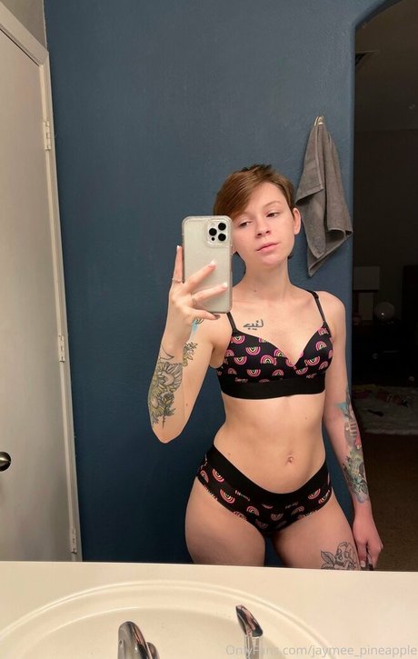 jaymee pineapple Nacktbilder auf OnlyFans