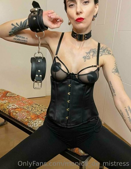 monica de mistress OnlyFans Bilder nackt