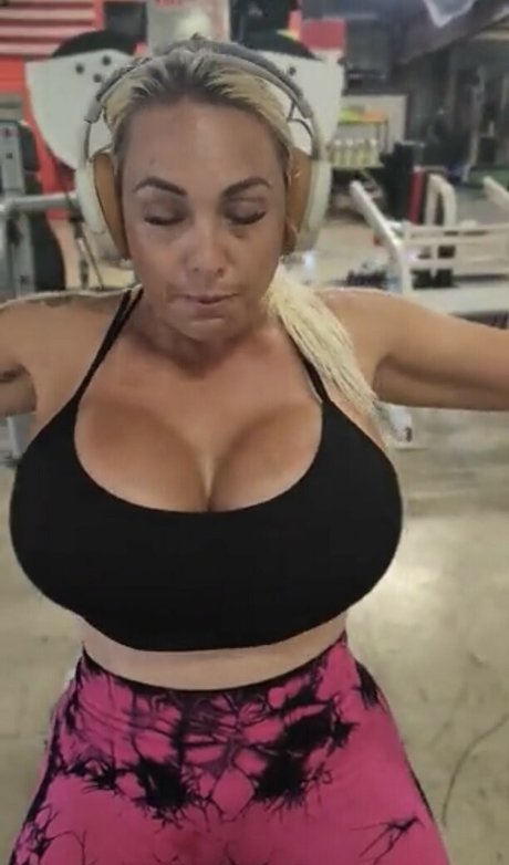 MrsPineappleGoddess OnlyFans Nacktbilder