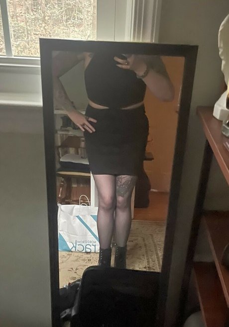 PushingUpRoses Model OnlyFans Foto