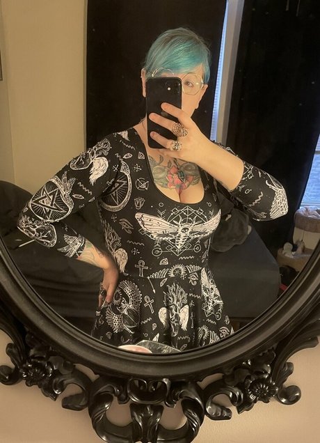 PushingUpRoses Nacktbilder von OnlyFans geleakt