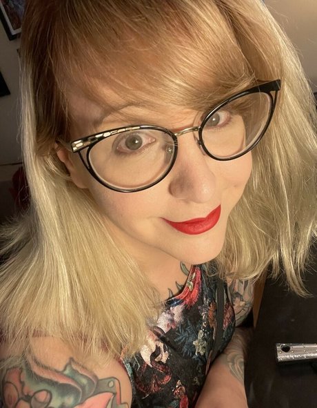 PushingUpRoses OnlyFans Porn