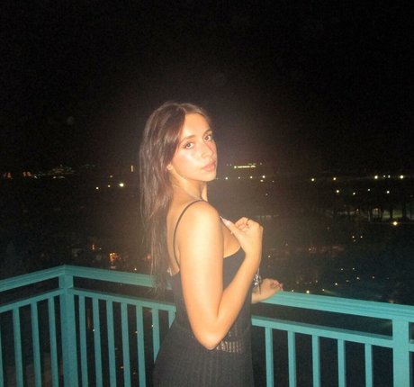 Tate McRae OnlyFans-Sex