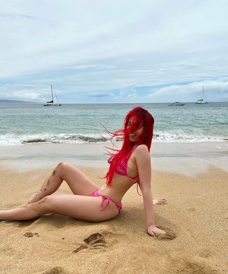 Ava Max OnlyFans-Inhalte