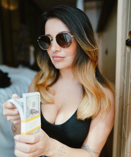 Cadaea Leaked OnlyFans XXX