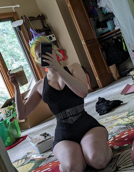 Carbunny OnlyFans Bilder