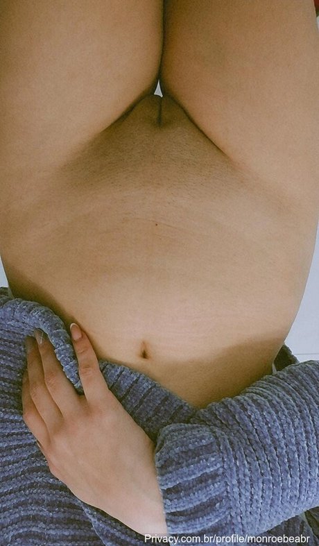 MonroeBeaBr OnlyFans explizite Inhalte