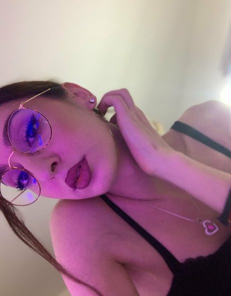 MissLetiBlane OnlyFans Model Fotos