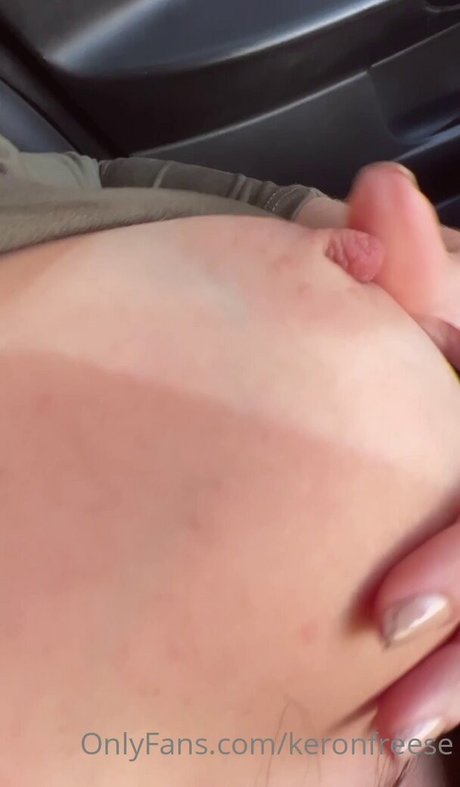 keronfreese Nacktbilder OnlyFans