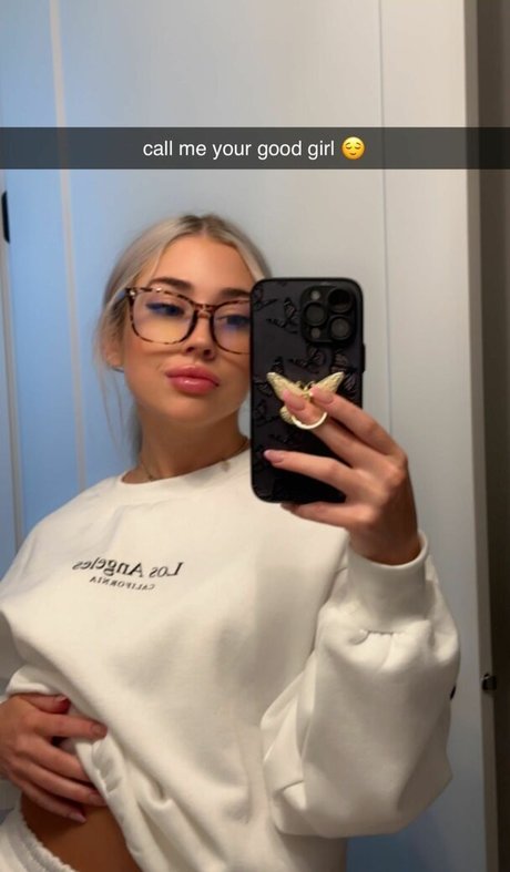 Hailsbee Titten OnlyFans