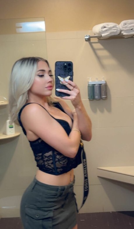 Hailsbee OnlyFans Leak