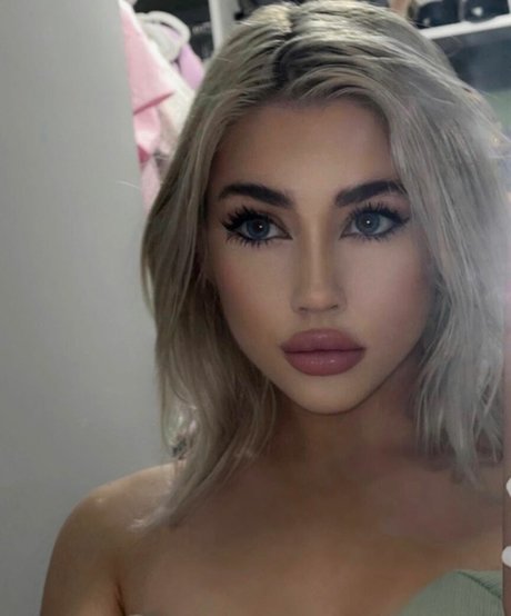 Hailsbee Neue geleakte OnlyFans-Inhalte