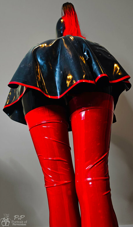 portraitofperversion OnlyFans-Bilder