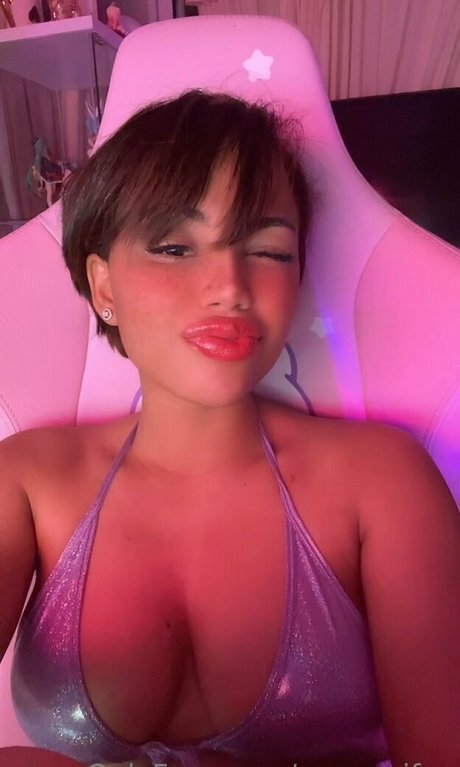 yourwaifoo Nacktbilder von OnlyFans