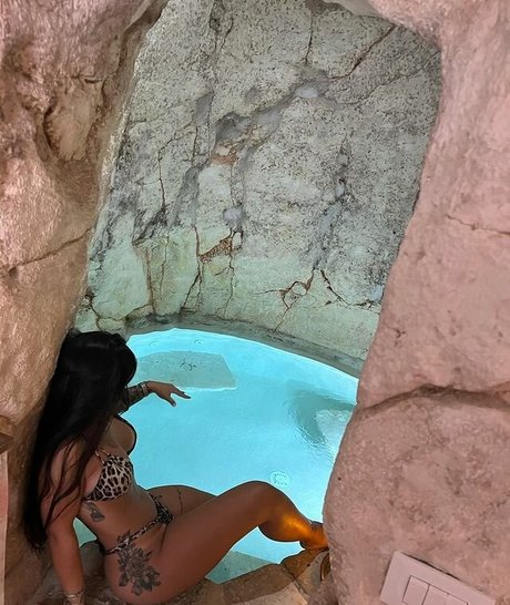 Roberta Stelluccio OnlyFans Model Fotos