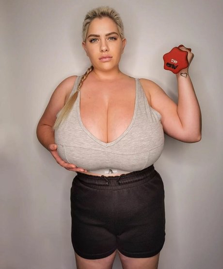 Nina Phoenix Leaks von OnlyFans