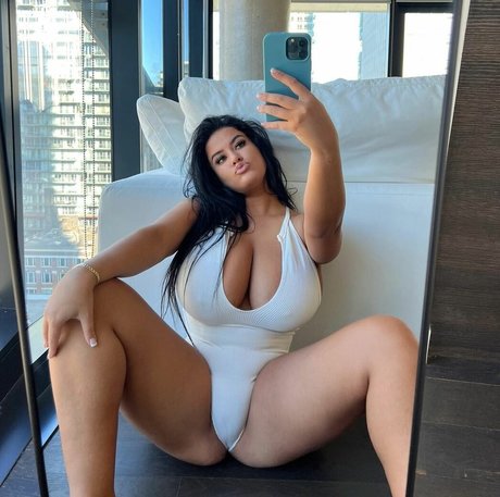 leliloo OnlyFans gratis