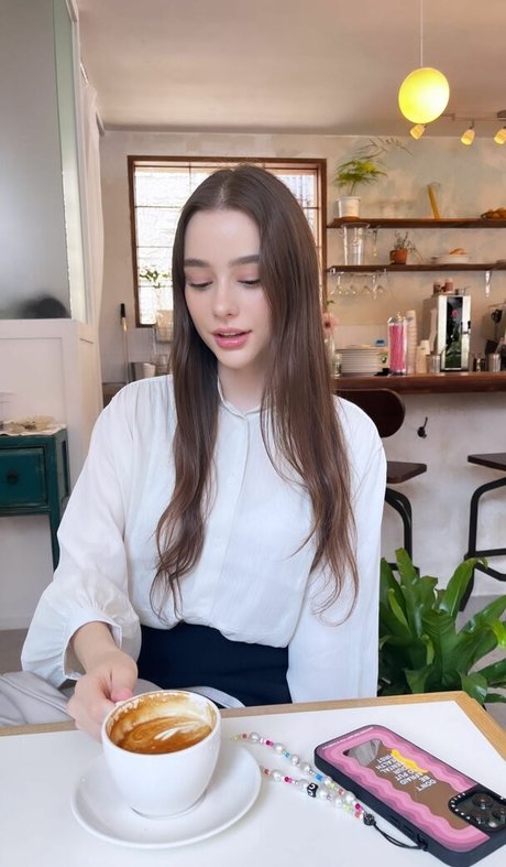 Dasha Taran OnlyFans Leaj