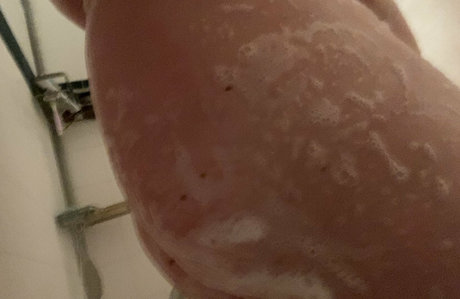 largeboobies305 Profilbild