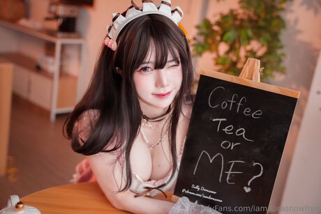 iamdorasnowfree OnlyFans Porn Nackt