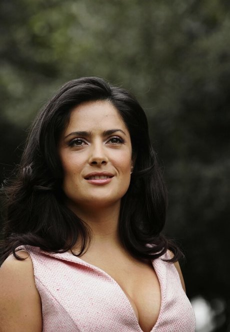 Salma Hayek Bilder OnlyFans