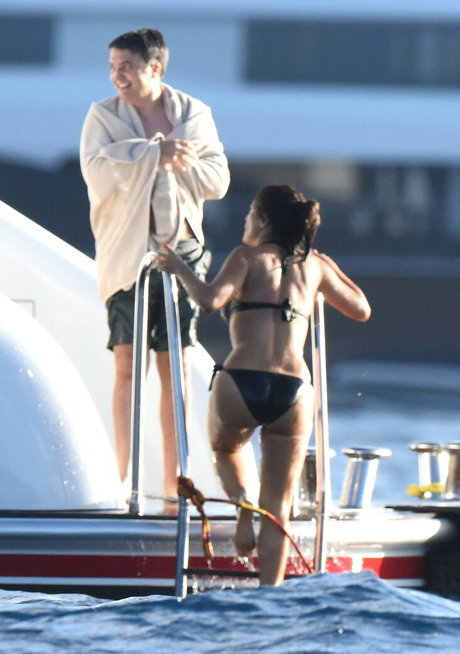 nackte nackte onlyfans schön Medien