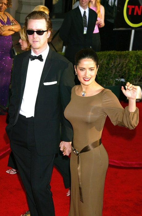 Salma Hayek NurlyFans-Brüste