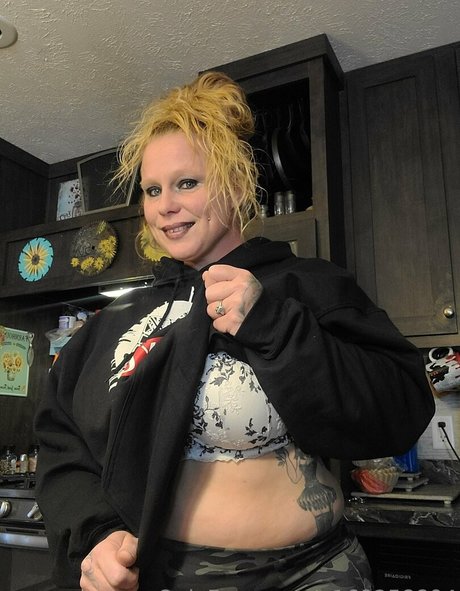 bigbootymandyj1981 OnlyFans Sex Leak