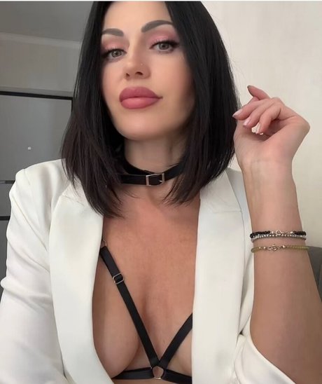 Arinaumka OnlyFans-Leak