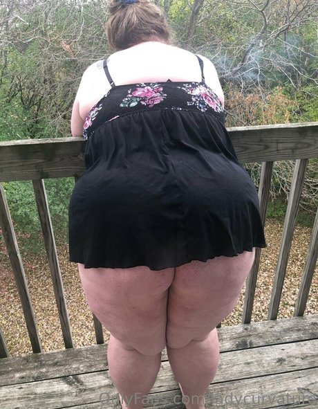 ladykeepsherlegsopen OnlyFans Nacktfotos