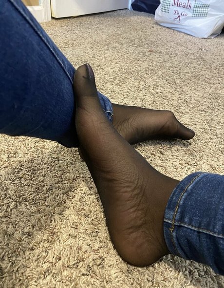 Carameltoesz Nacktbilder von OnlyFans