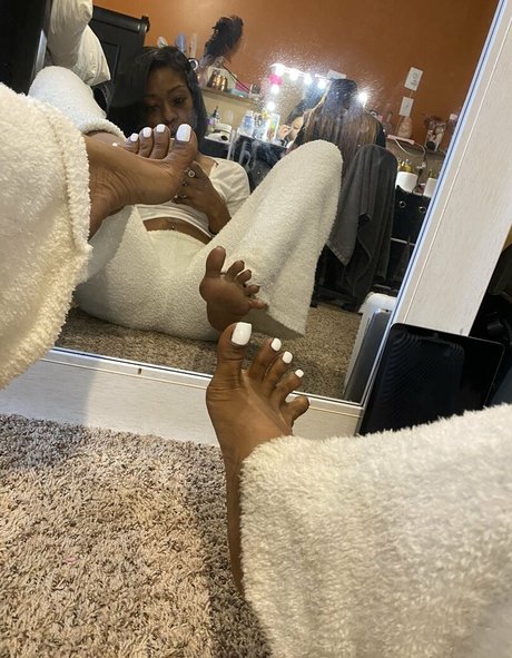 Carameltoesz OnlyFans-Leak