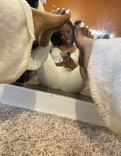 Carameltoesz OnlyFans Mega