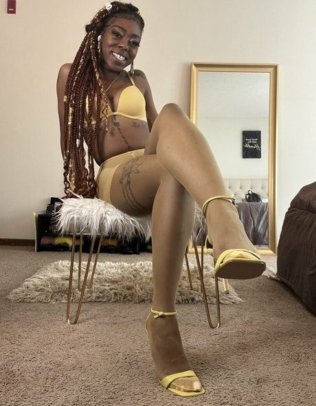 Carameltoesz Kostenlose OnlyFans-Inhalte