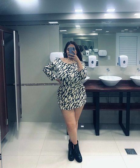 Coti Demozzi Kostenlose OnlyFans-Inhalte