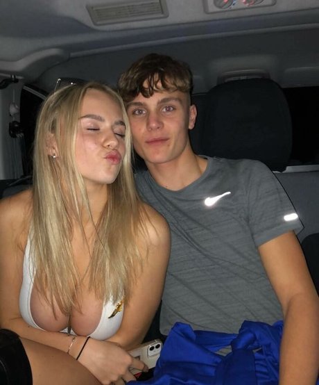 Gabriella Davies Nackt geleakt OnlyFans