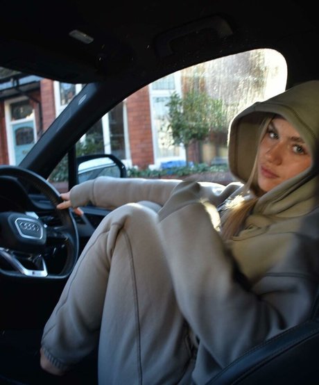 Gabriella Davies OnlyFans Bilder geleakt