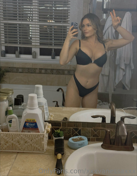 Xxxvanessaxxx Leaks von OnlyFans