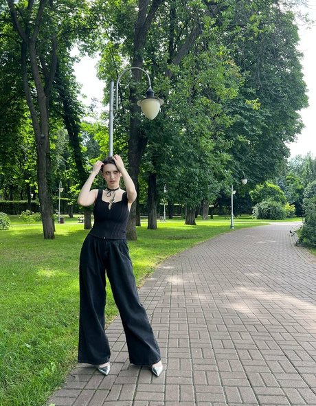 helgaamor OnlyFans Mega