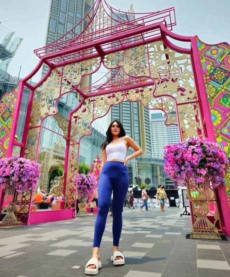 Yuggie TV Oben ohne OnlyFans