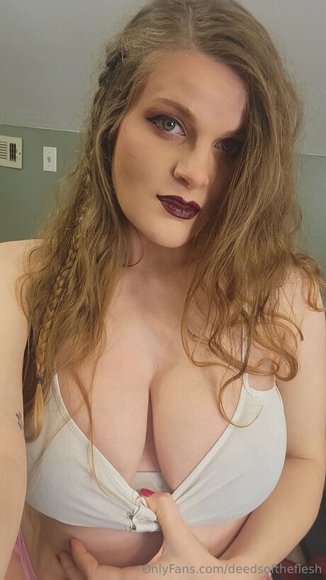 deedsoftheflesh Leaks von Nacktbildern auf OnlyFans